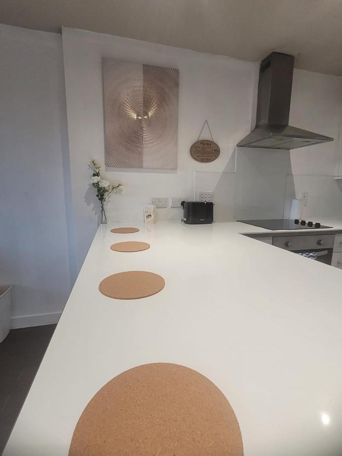 Norbury  Amazing London 1 Bedroom Flat In Astral House As18 מראה חיצוני תמונה