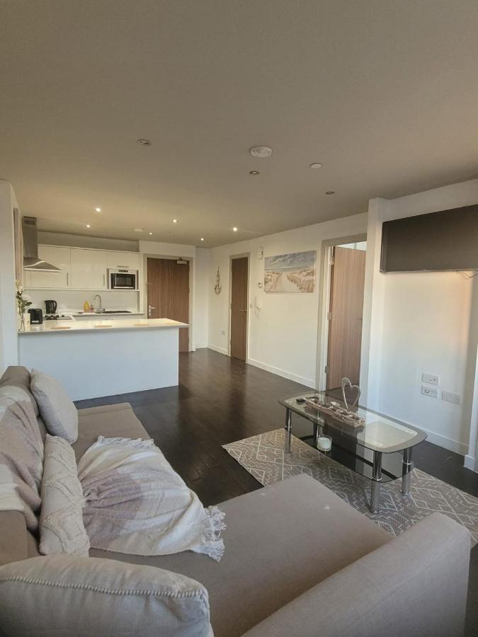 Norbury  Amazing London 1 Bedroom Flat In Astral House As18 מראה חיצוני תמונה