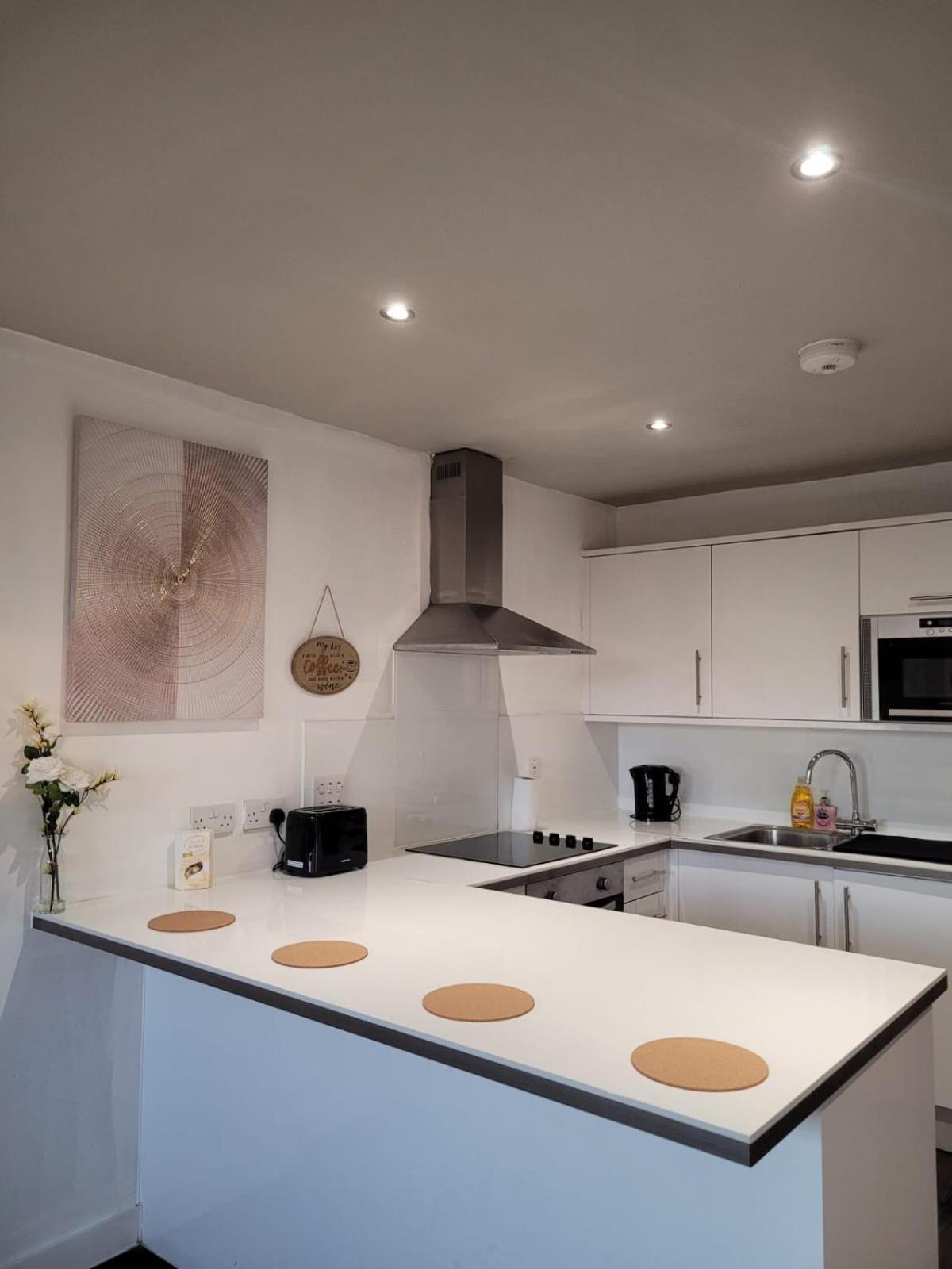 Norbury  Amazing London 1 Bedroom Flat In Astral House As18 מראה חיצוני תמונה
